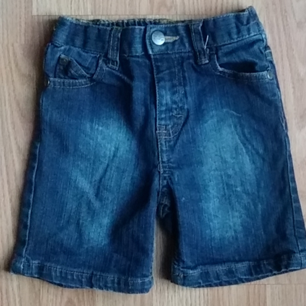 Kenneth Cole shorts